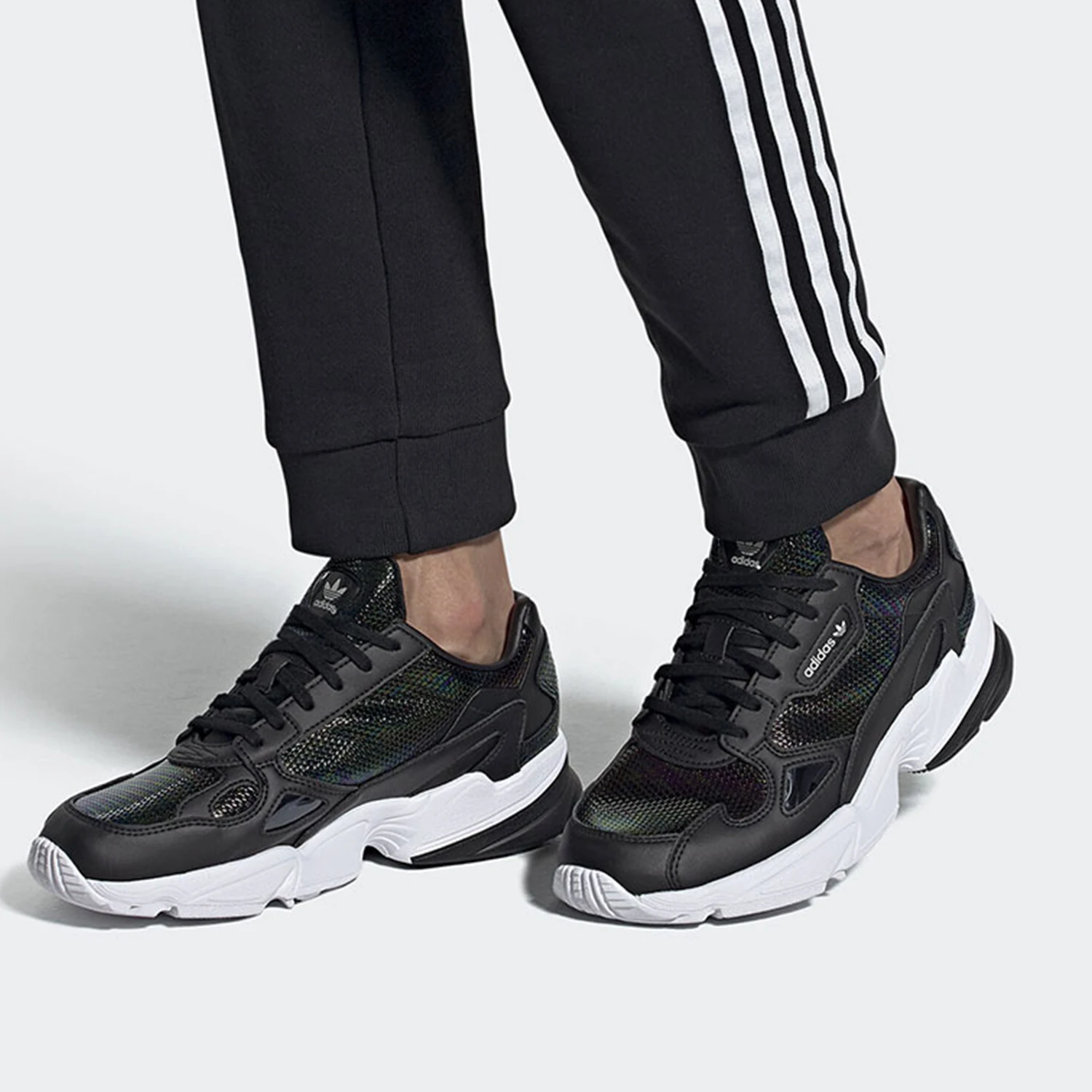 

Adidas genuine clover FALCON W women's classic sports shoe EF5517