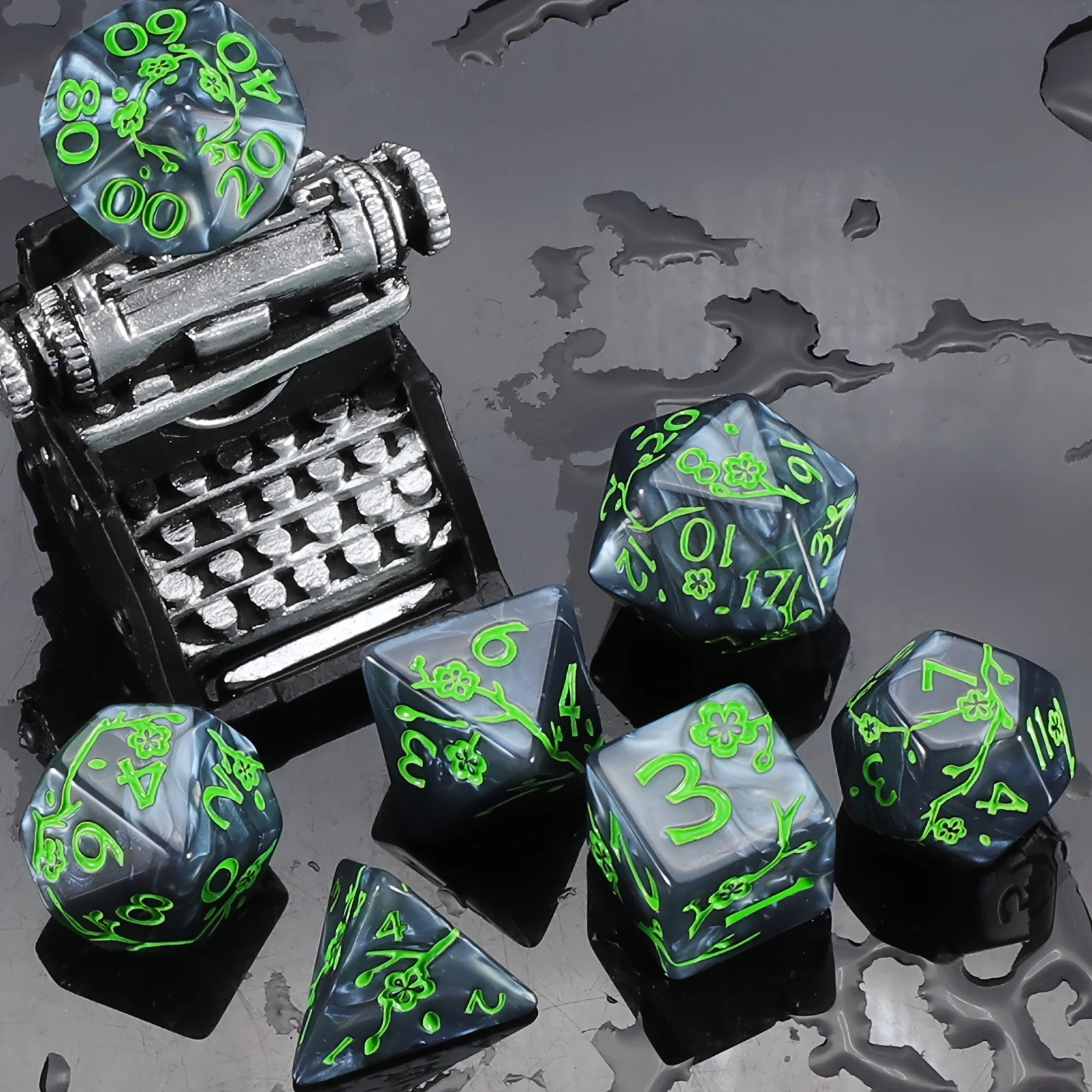 DND Würfelset - 7-teiliges Pflaumenblüten-Polyeder-Würfelset für D&D RPG MTG Rollenspiele Tischspiele & DM & Goblin-Würfel – Detail 1