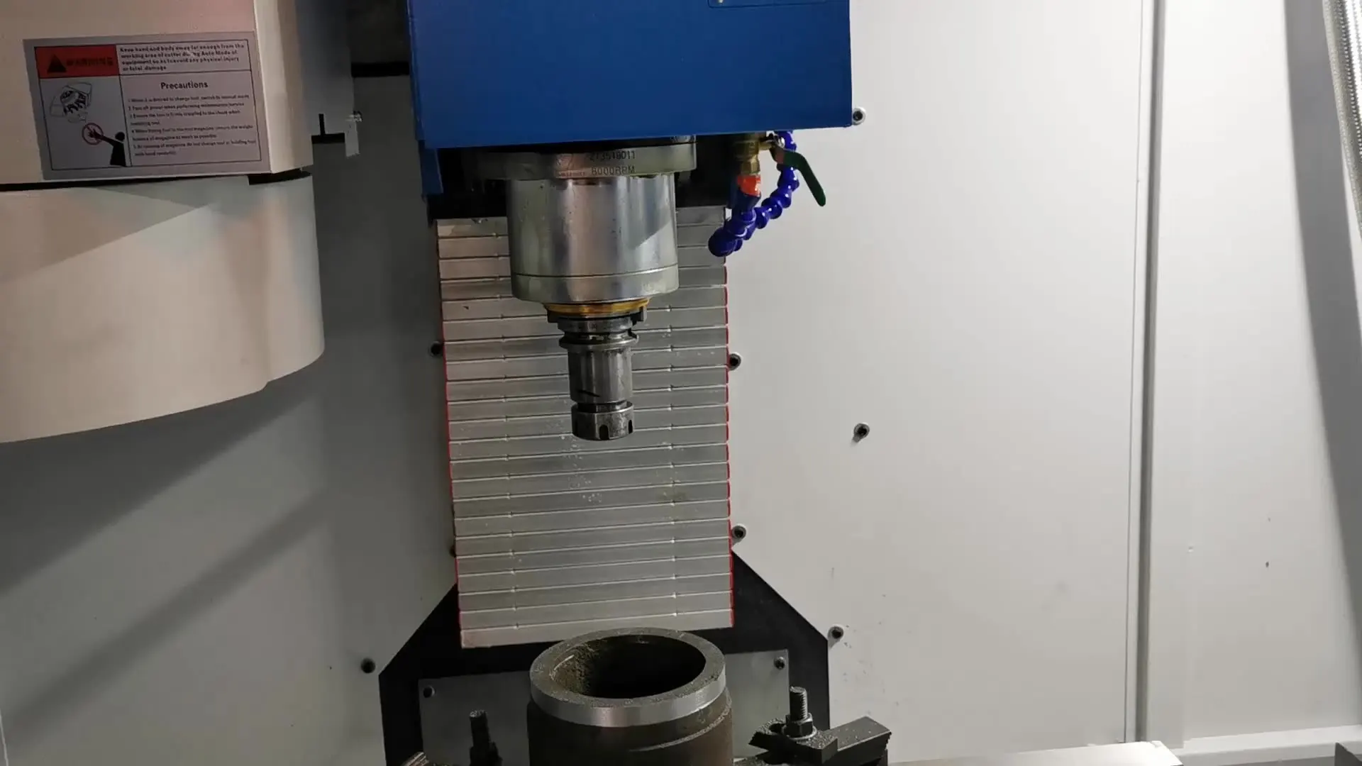 Fraiseuse en métal Cnc avec guide linéaire, broche de précision Taiwan XK7126 avec CE
