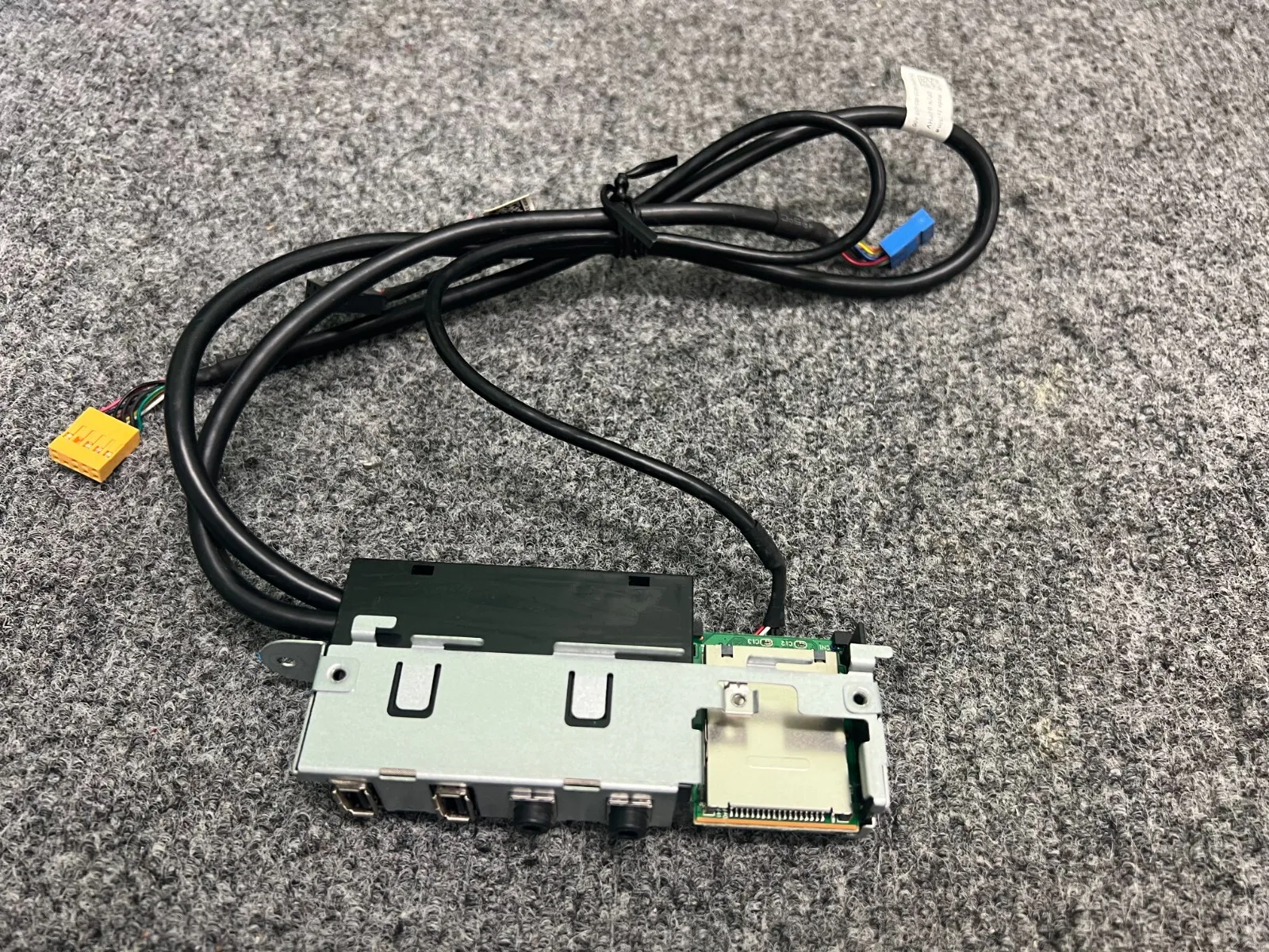 

For Original Dell Inspiron 3646 USB Audio Card Reader Board w/Cable 0GMFV7 04DPHV