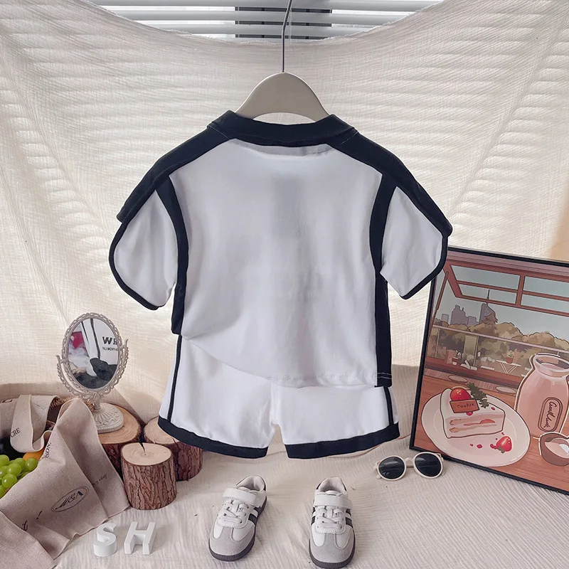 طفل رضيع بوتيك الملابس مجموعة 2026 الصيف أسود أبيض مختلط اللون قصيرة الأكمام تي شيرت والسراويل قطعتين ملابس الأطفال #2