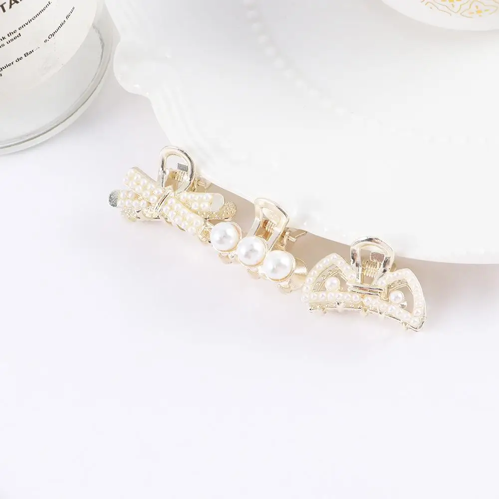 جميل الكورية هدية سبيكة الحب القلب الحد الأدنى نمط صغير السلطعون كليب إكسسوارات الشعر النساء دبوس الشعر القوس مشبك شعر