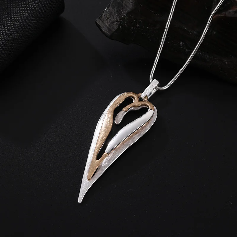 

Kaseakia Double Heart Metal Pendant Sweater Chain Rope Long Necklace for Women