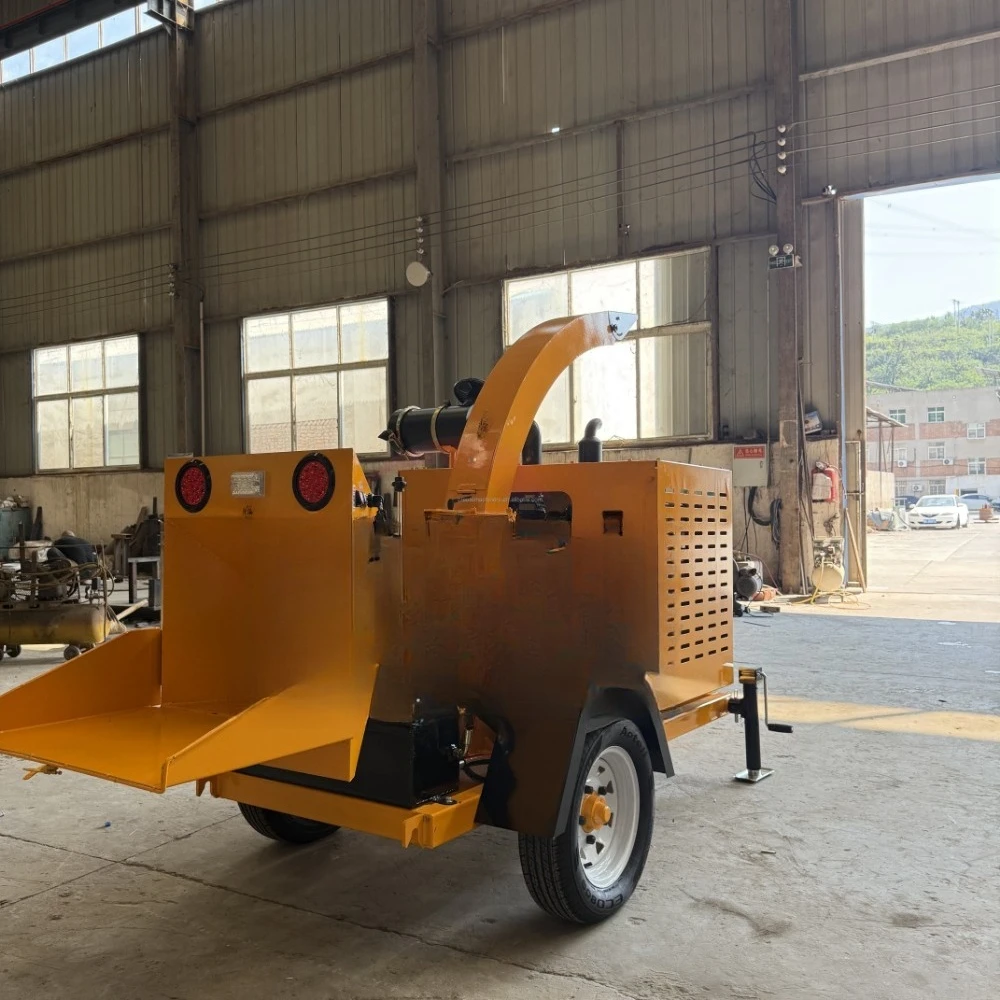 Best Selling Wood Crusher Saw Dust Machine Mobile motor Street Greening Chipper Garden Branch Crusher