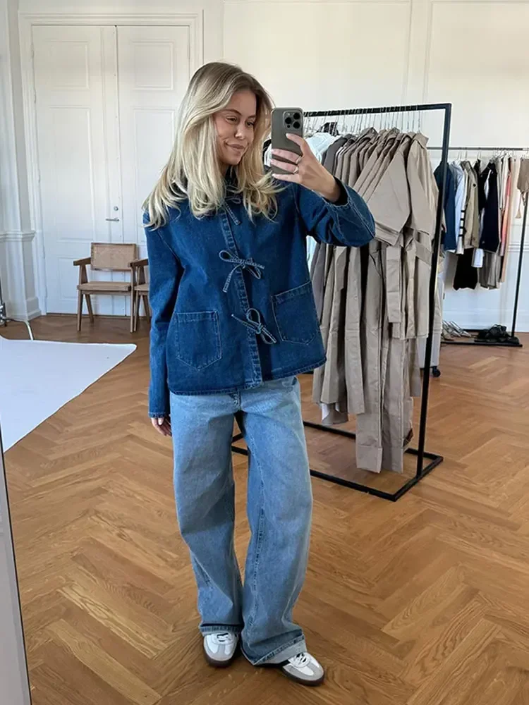 

Fashion Denim Bow Lace-up Shirt For Women Casual Lapel Long-sleeved Blue Blouse 2024 Female Chic Office Ladies Streetwear