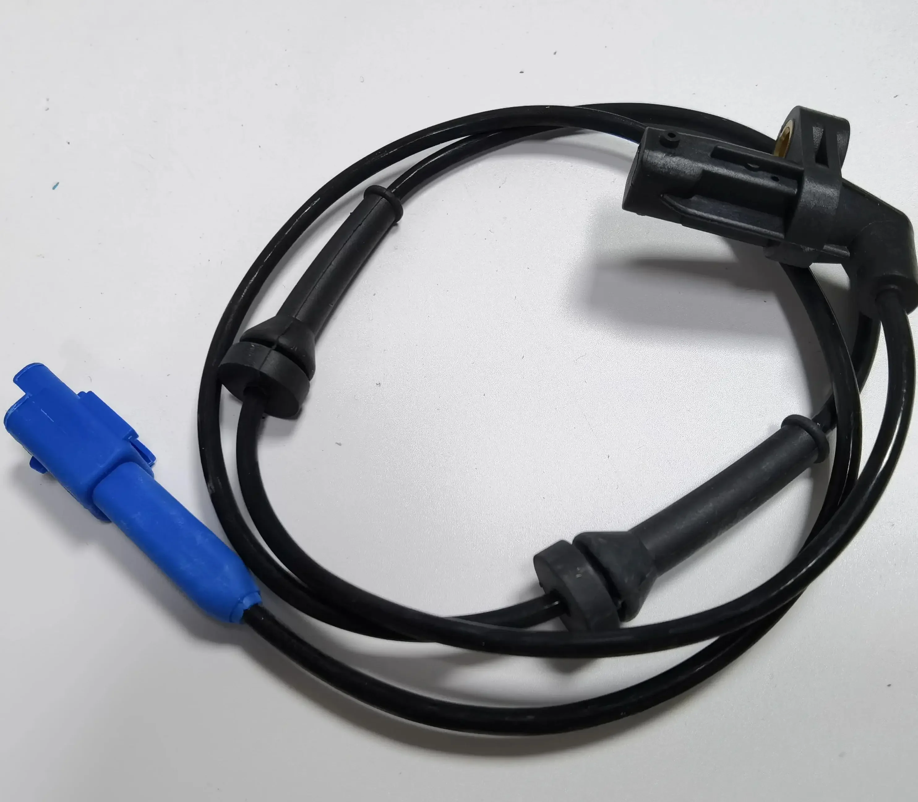 

Передний датчик скорости колеса ABS для PEUGEOT 206 2A C 206 CC 2D 9661738680 454599 4545F4 4545.99 4545.F4 70660512