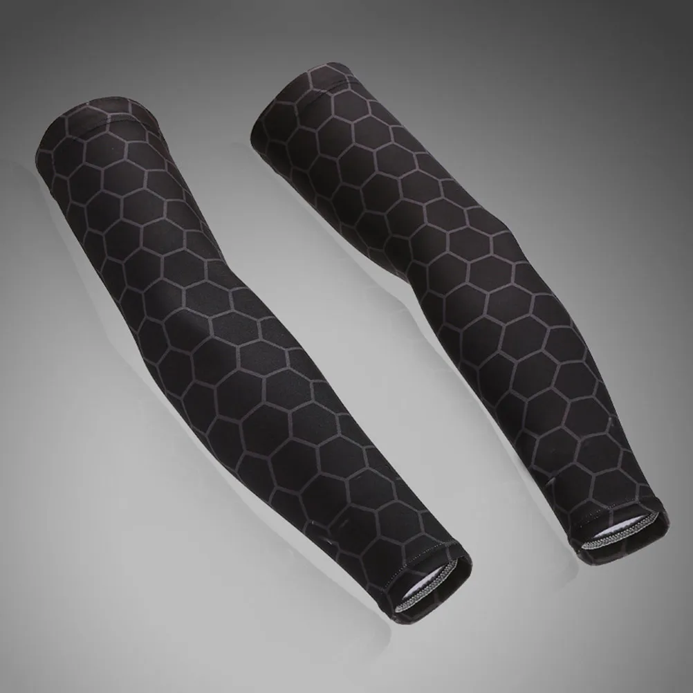 زوج واحد من أكمام أذرع تبريد للجنسين باللون الأسود المرن بأكمام طويلة من النايلون سريع الجفاف للأنشطة الخارجية لركوب الدراجات