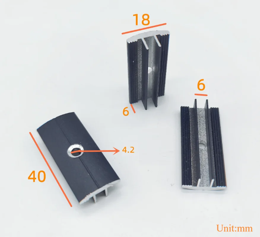 100Pcs Black Aluminum WPC Composite Deck Clip Fastener
