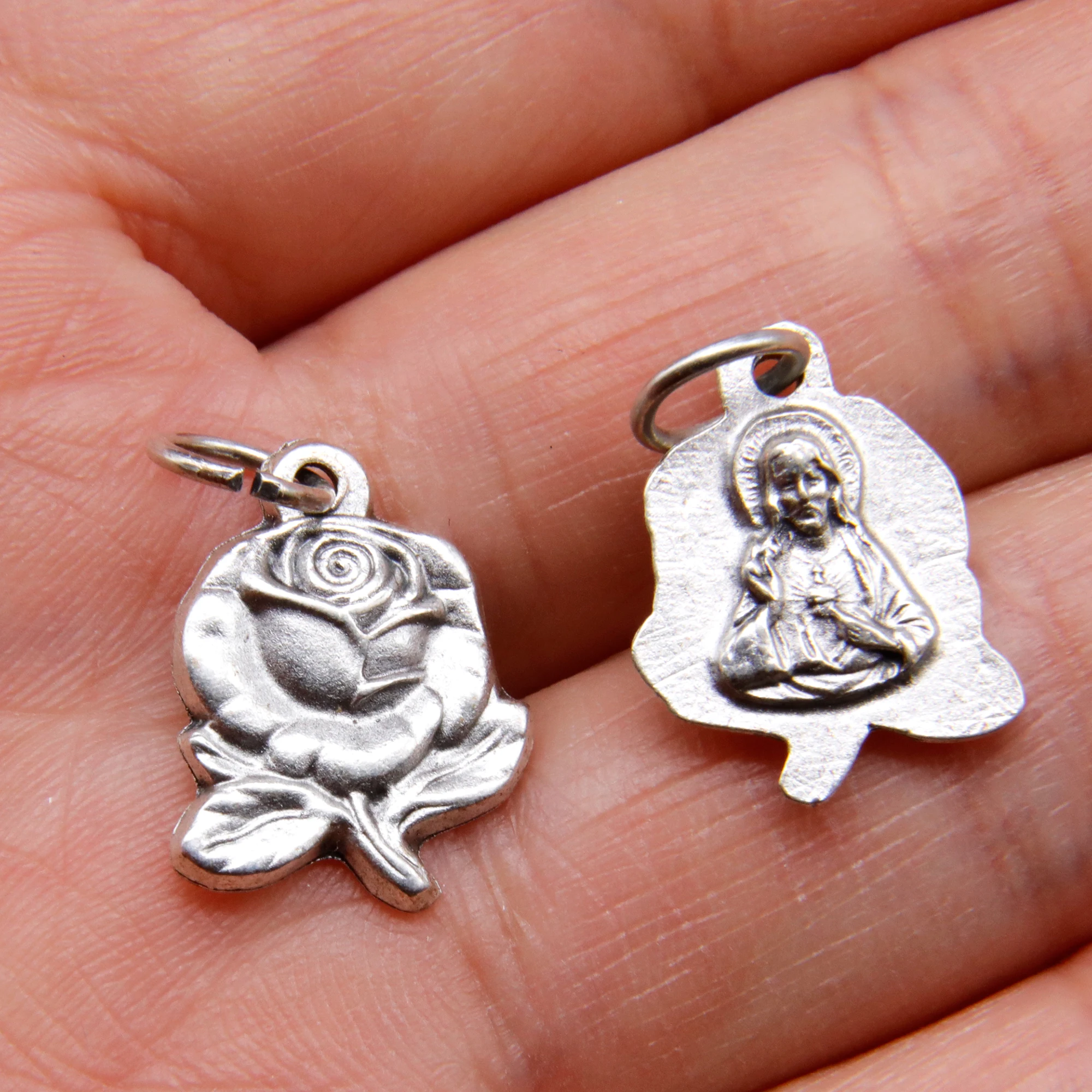 5pcs Rose Shape Jesus Charms for Bracelets Silver Toned Religous Necklace Pendant for Women Jewelry Making Kit Made In Italy