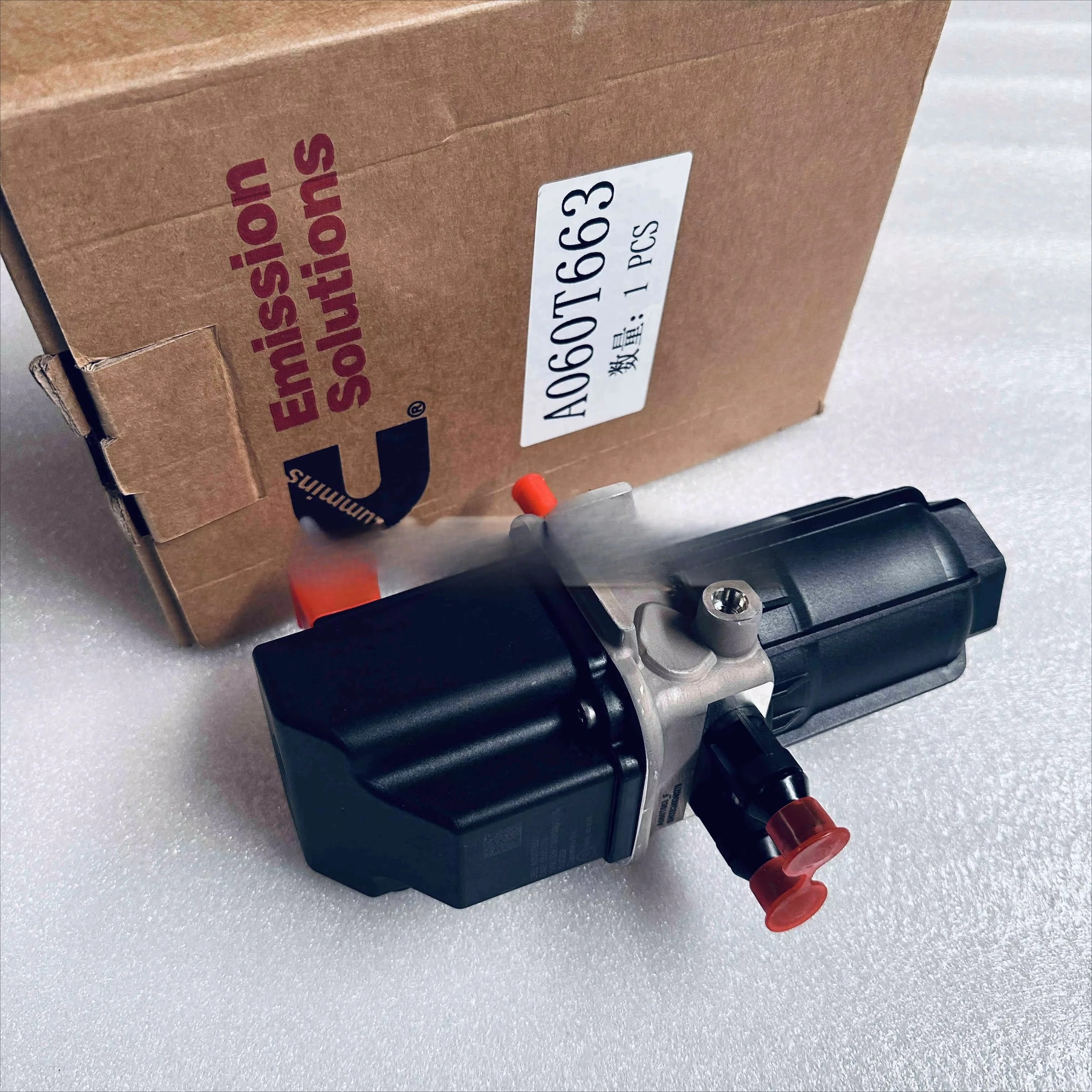 

Cummins Engine Parts Urea Pump UL2.2 Doser Pump 5505779 A060T663