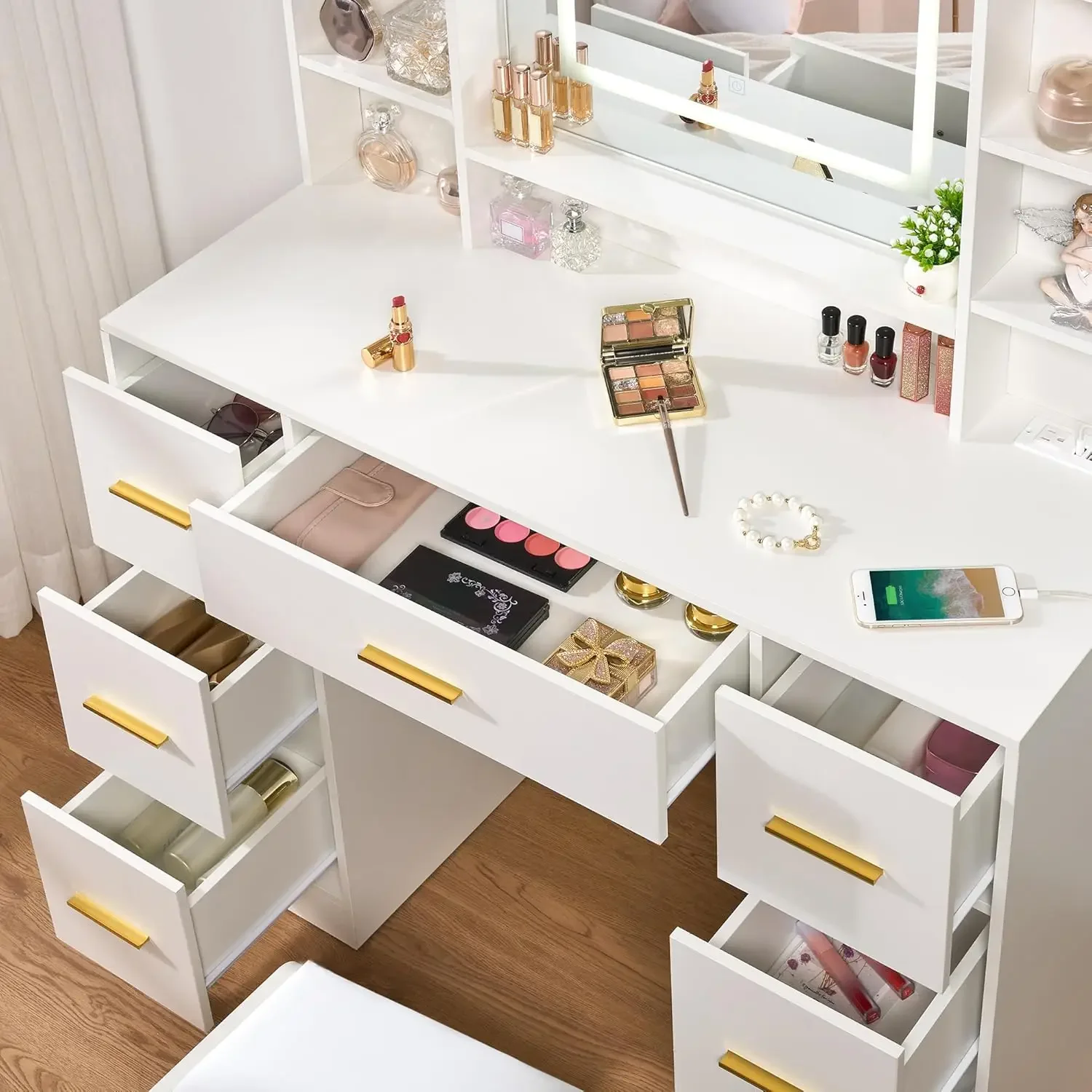 [سعر مخفض! ] طاولة مكتب فانيتي مع مرآة مضاءة 39.4 بوصة مكياج للفتيات مع مخرج طاقة 3 ألوان إضاءة قابلة للتعديل