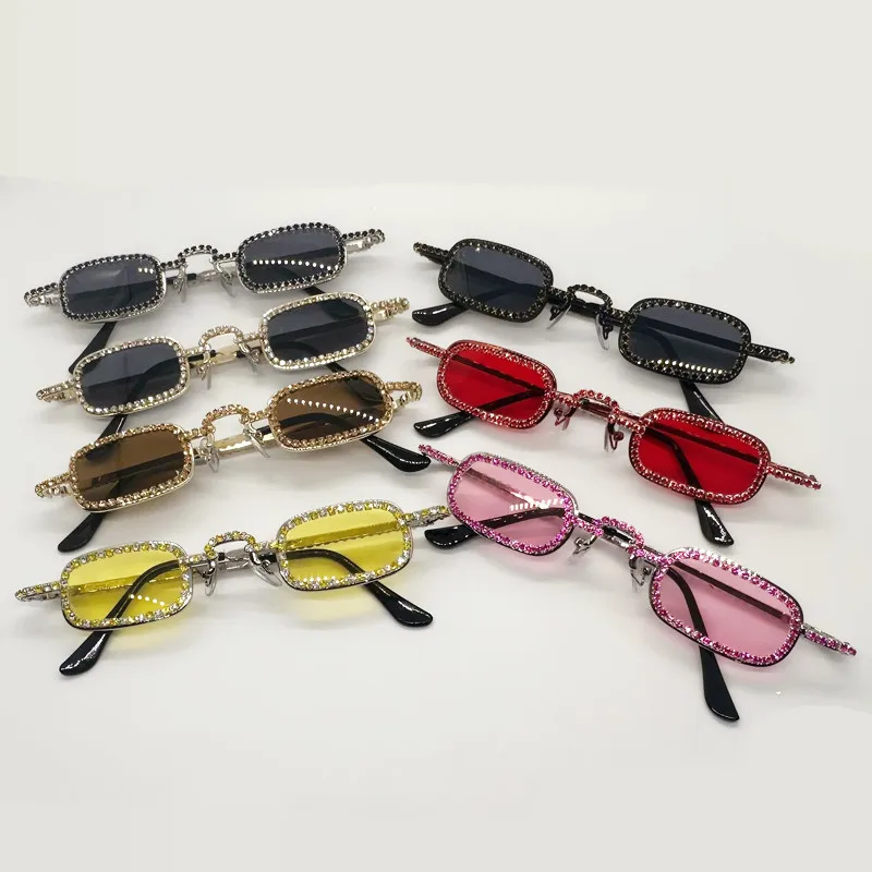Frauen Kleine Quadratische Diamant Sonnenbrille Metall Luxus Rechteck Strass UV400 Mehrfarbige Shades Weibliche Sonnenbrille Brillen – Detail 1