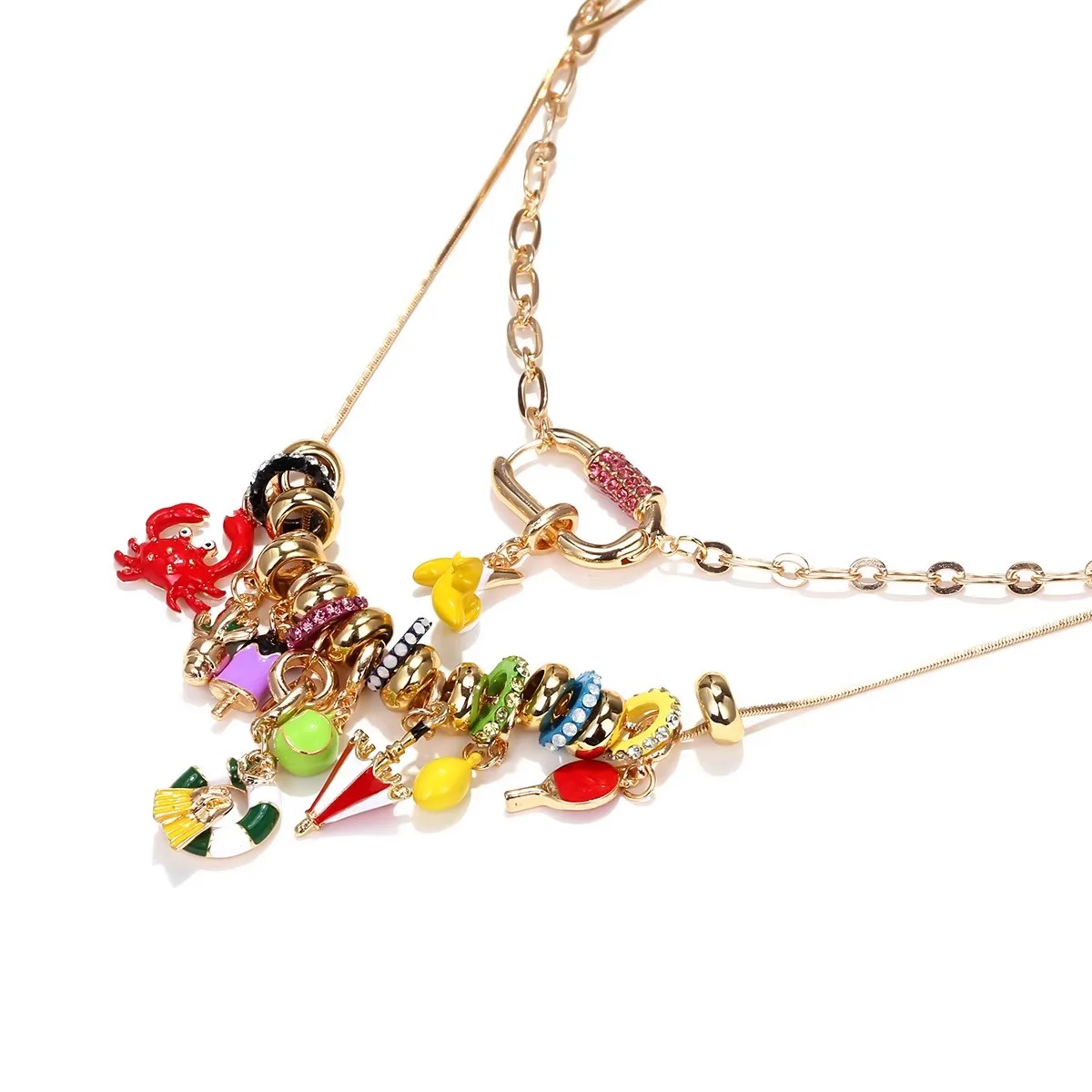 European and American style, exaggerated features, street photography, design collection, crab-shaped swimming ring necklace