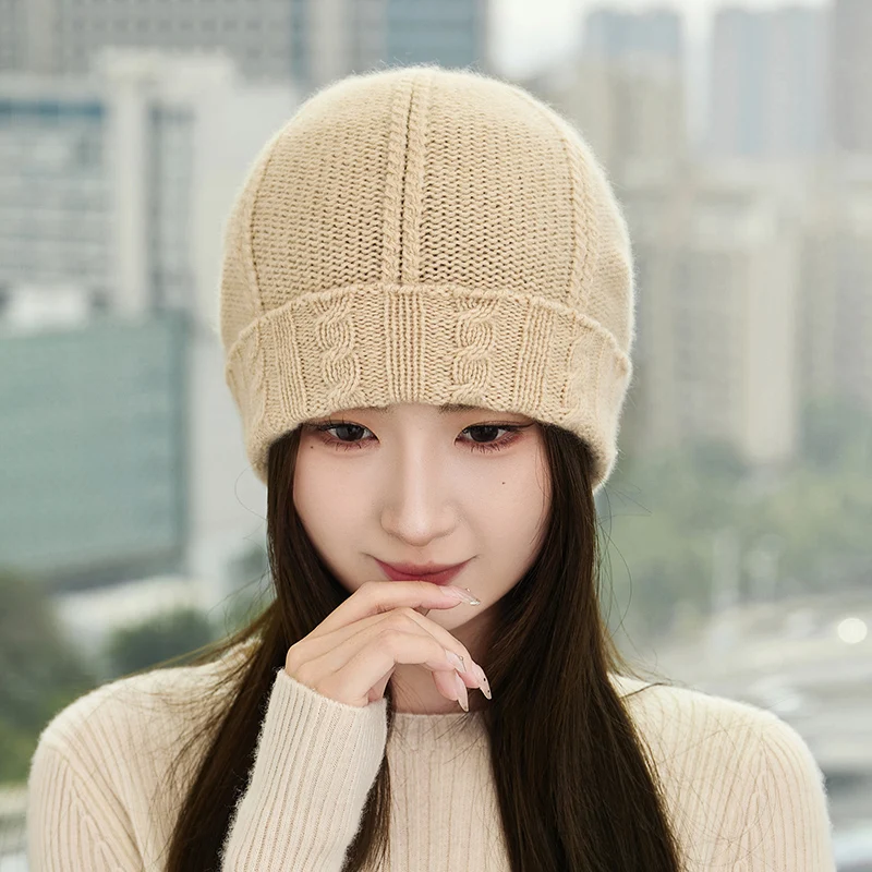 Topi pullover wanita rajutan 100% kasmir untuk kenyamanan dan kehangatan. Topi kasmir wanita warna solid, koleksi musim gugur dan dingin 2025