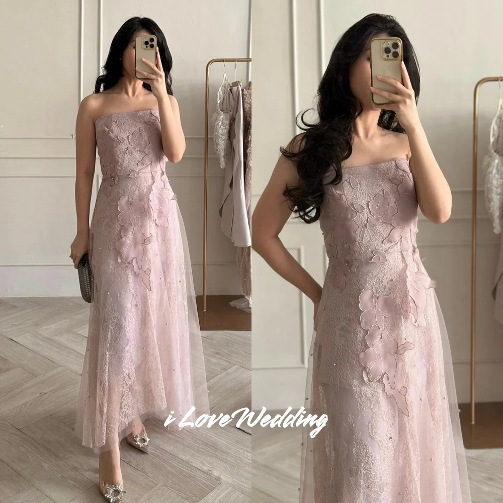 ชุดราตรีสีม่วงแบบสายเดี่ยวประดับลูกไม้ทรงเอไลน์ผ้าทูลล์แขนกุดสำหรับงานแต่งงานและงานเลี้ยง ความยาวระดับข้อเท้า จับจีบ สามารถสั่งตัดได้