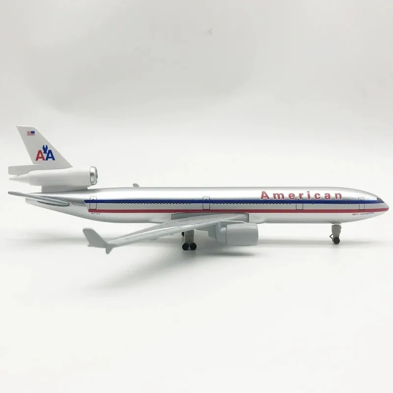NEW 20cm MD 11 Plane Model MD11 American Airlines Diecast Airplane Alloy Metal Air Aircraft Aeroplane With Wheels Landing Gear