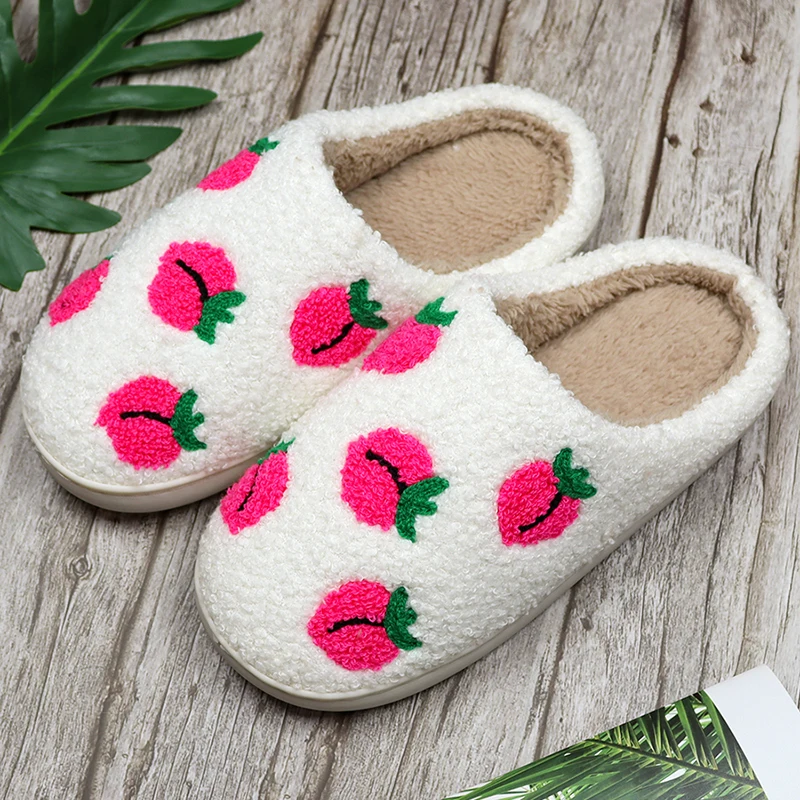 Women Peach Fruit Cotton Slippers Couple Home Indoor Platform Slides Ladies Warm Comfortable Winter Fluffy Furry Shoes Designer