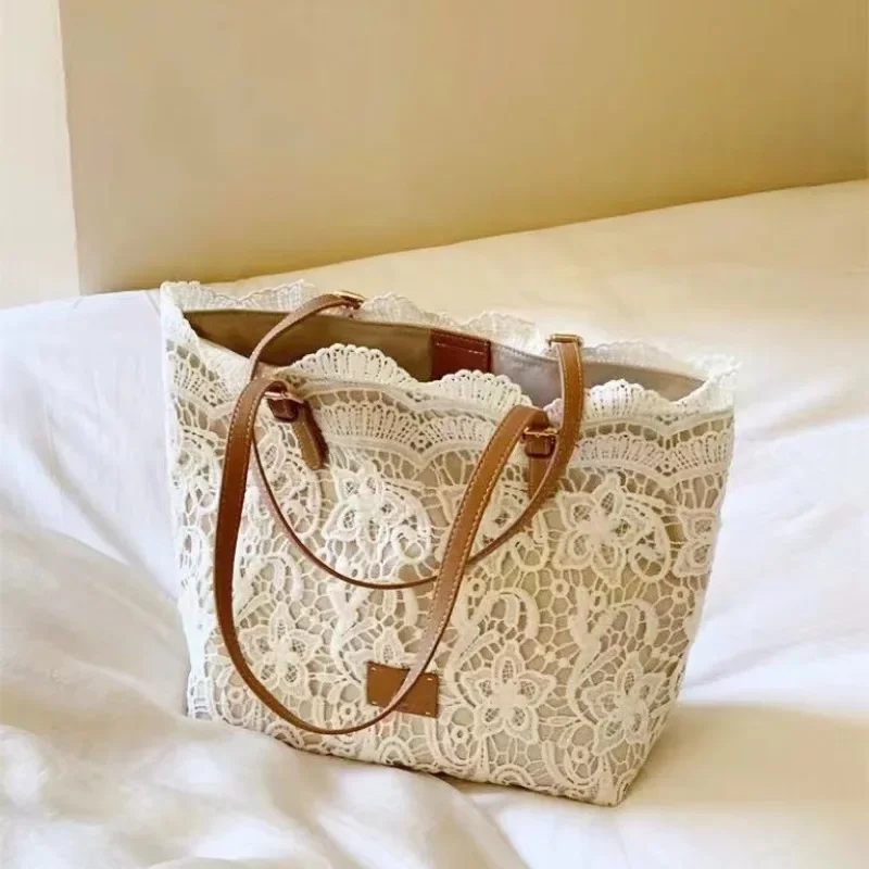 Lace Woven Flower Beach Bag Vacation Shoulder Bag Large-capacity Travel All-match Knitted Storage Bag