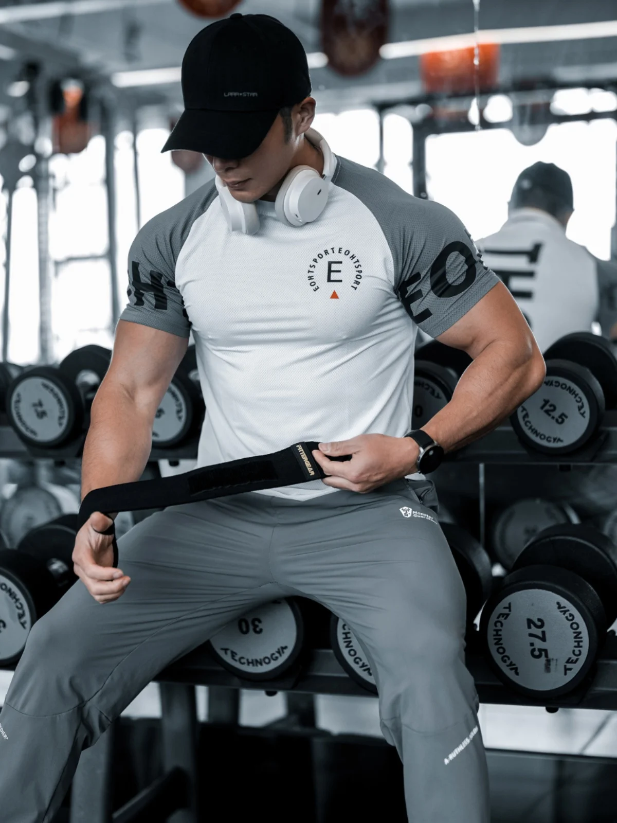 T-shirt de sport à manches courtes pour hommes, respirant, élastique, séchage rapide, roulement de fer, course à pied, fitness musculaire