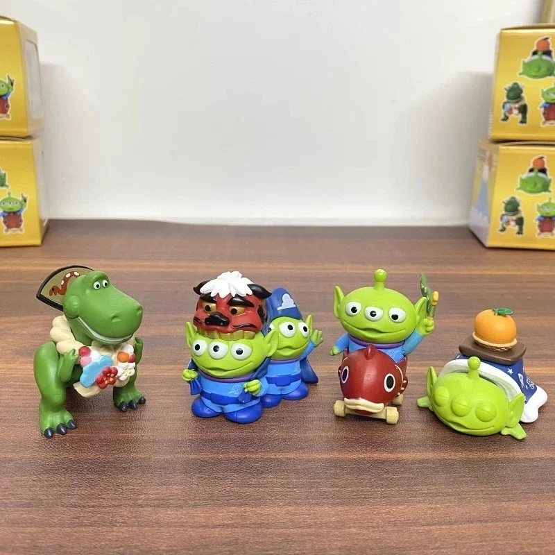 4.5-6 ซม.4 ชิ้น/เซ็ต Toy Story Alien Rex กอดมังกรเครื่องประดับน่ารักอุปกรณ์ต่อพ่วงภาพยนตร์ตุ๊กตาตกแต่งบ้านเดสก์ท็อปเครื่องประดับของขวัญ
