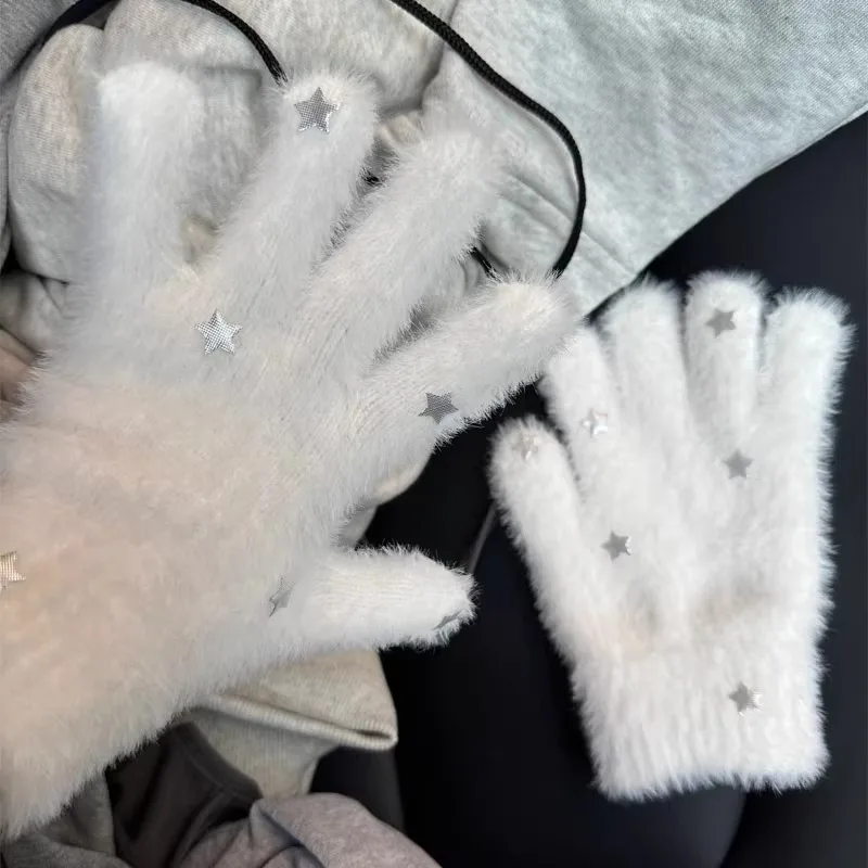 White Soft Plush Gloves Winter Warm Cold-proof Star Mittens Women Cycling Outdoor Sports Girls Full Finger Thicken Furry Gloves