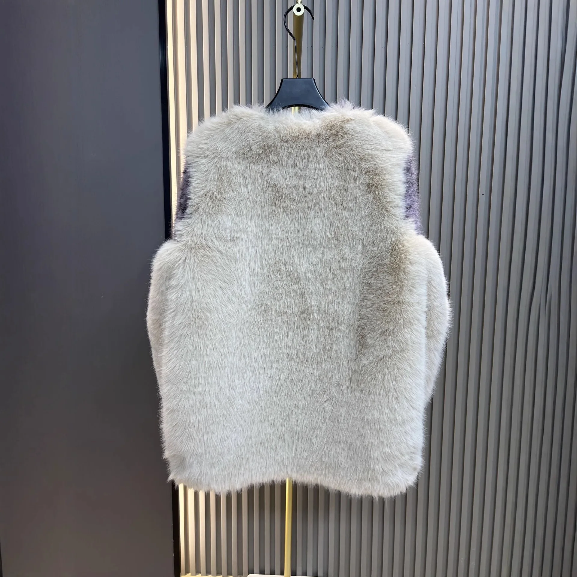 Faux Fur One-Piece Coat for Women 25 Winter New Fashion Leopard Print Thickened Warm Elegant Age-Reducing Faux Fur Coat