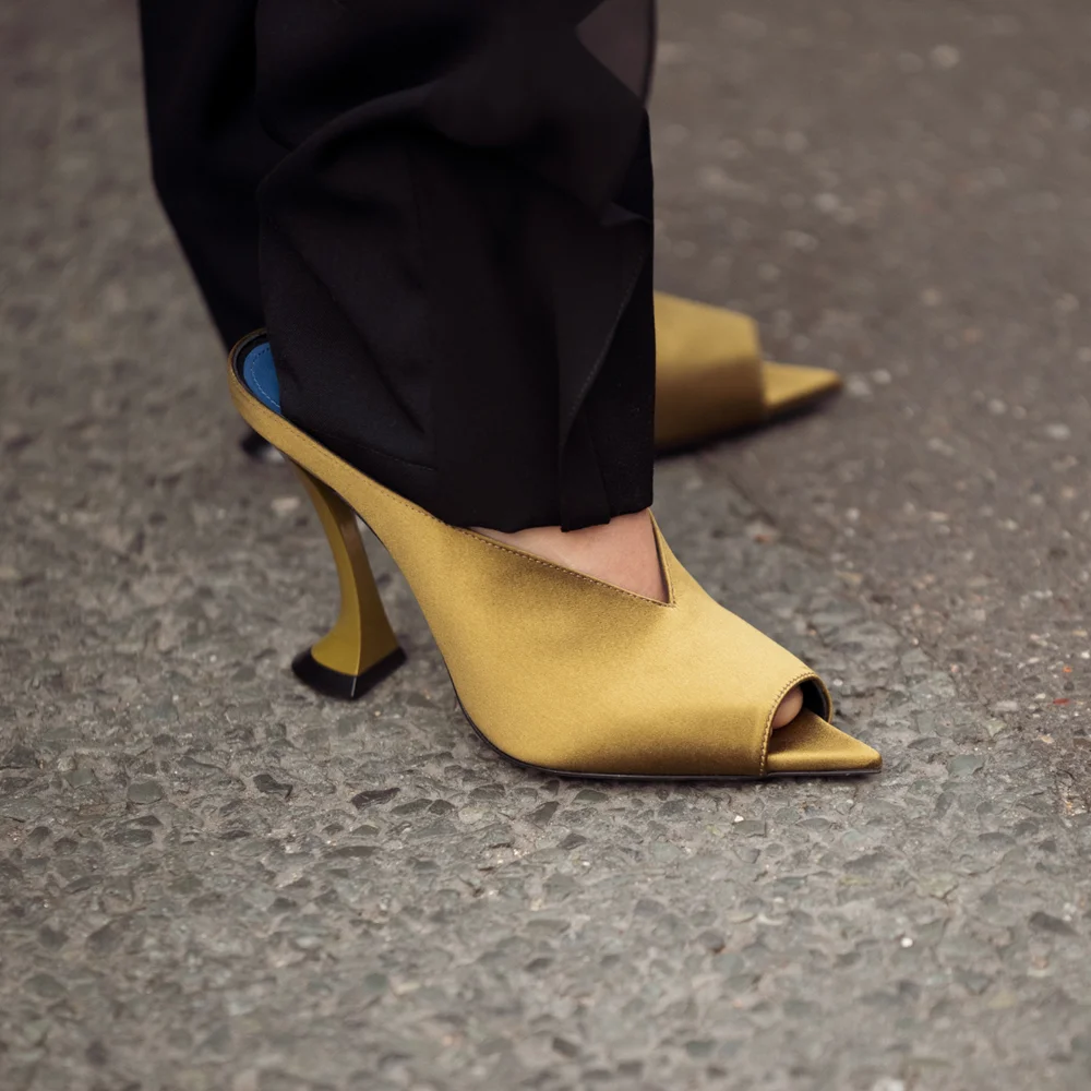 New Minimalist Style Women's Peep-Toe Shoes Satin Pointed-Toe Stiletto Heel Pumps V-Shaped Shoe Opening Design