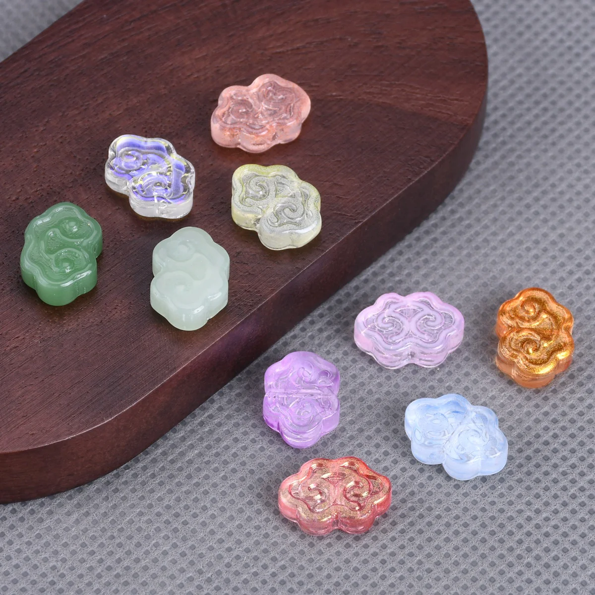 20pcs Chinese Auspicious Cloud Shape 9x13mm Handmade Lampwork Glass Loose Beads for Jewelry Making DIY Crafts Findings