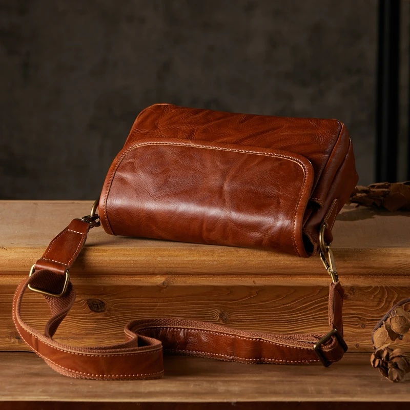 Handmade Genuine Leather Office Messenger Bag For Men Top Layer Cowhide Leather Outdoor Shoulder Bag Casual Cross body Cling Bag