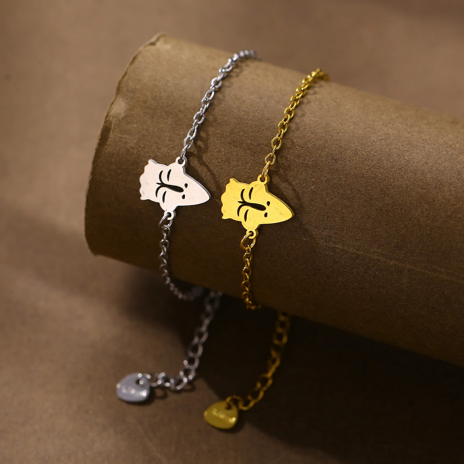 1pcs Stainless Steel Halloween Skull Bracelet Smooth Creative Personalized Handpiece, Silver Zircon Necklace, Minimalist Clavicle Chain, Elegant Women Jewelry, Fashion Party Necklaces