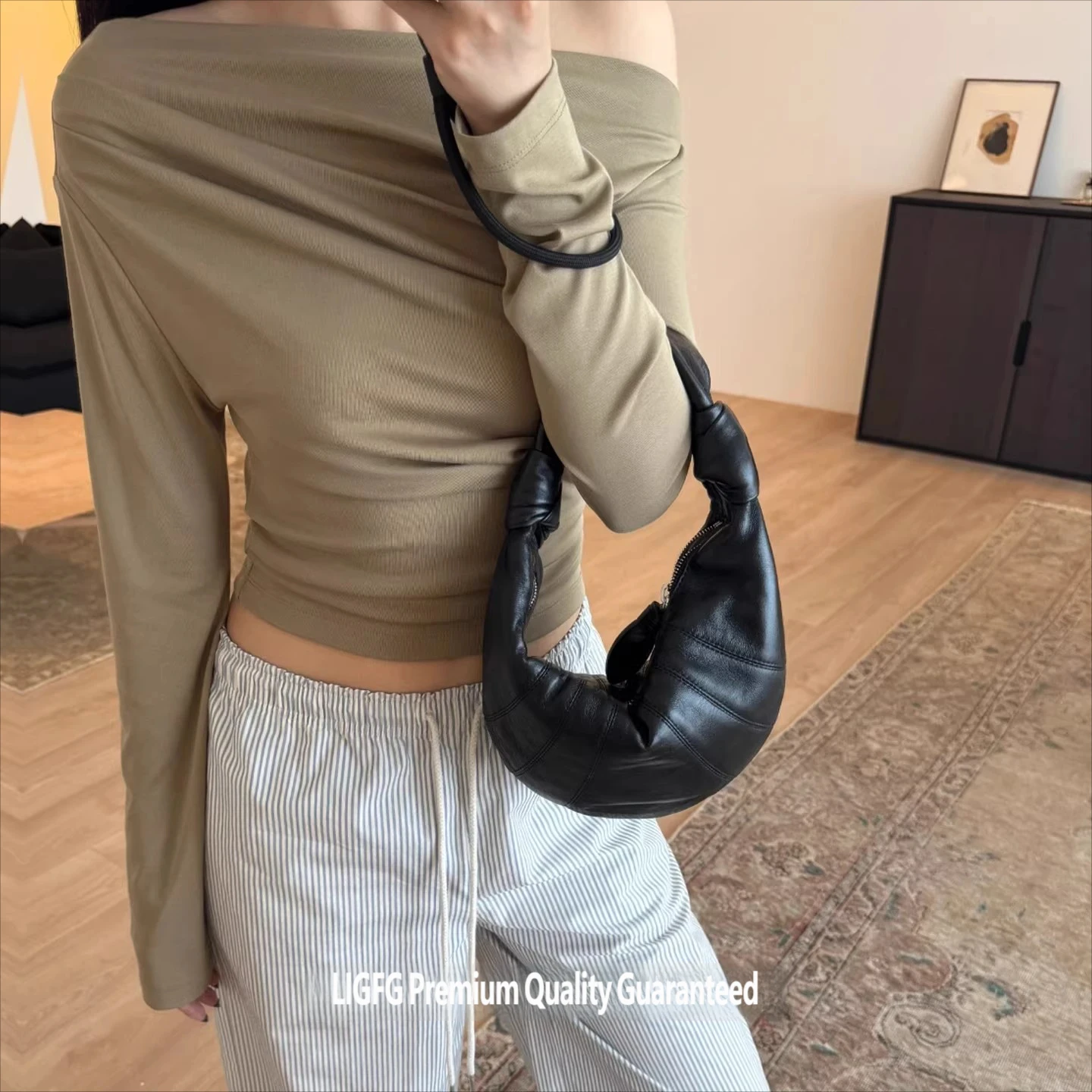 

2026 New Model Sheepskin Croissant Bag, Genuine Leather Versatile Large-Capacity Shoulder Bag, Dumpling Bag for Women
