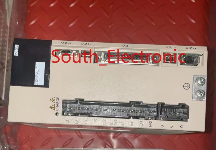 

SGDV-5R5A01A servo driver , In good working condition, free shipping a