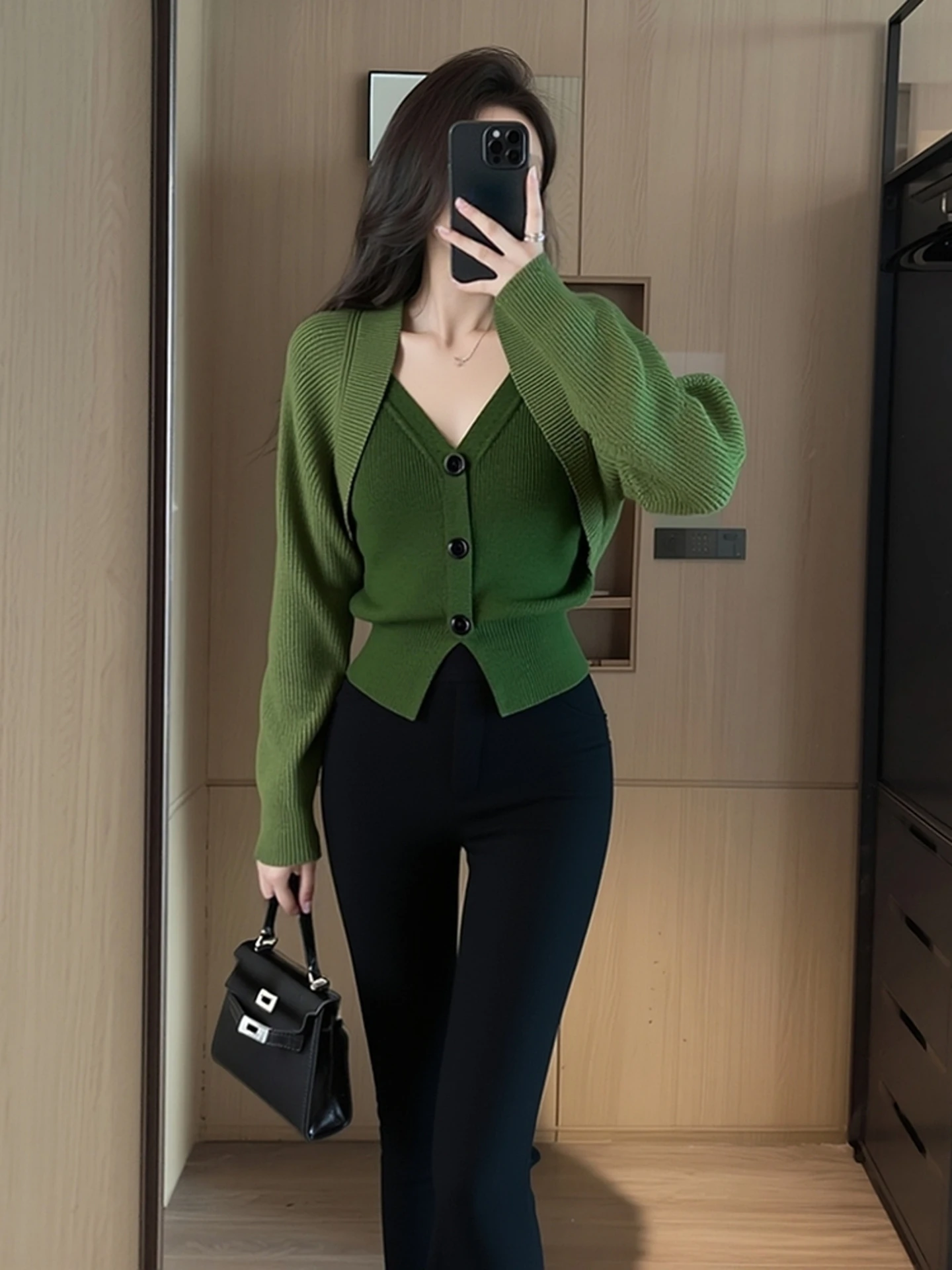 

Вязаный свитер Ele een для женщин: весенний дизайн, уникальный, очаровательный, высококачественный, свободный крой, длинный рукав, цельный, эксклюзивный.