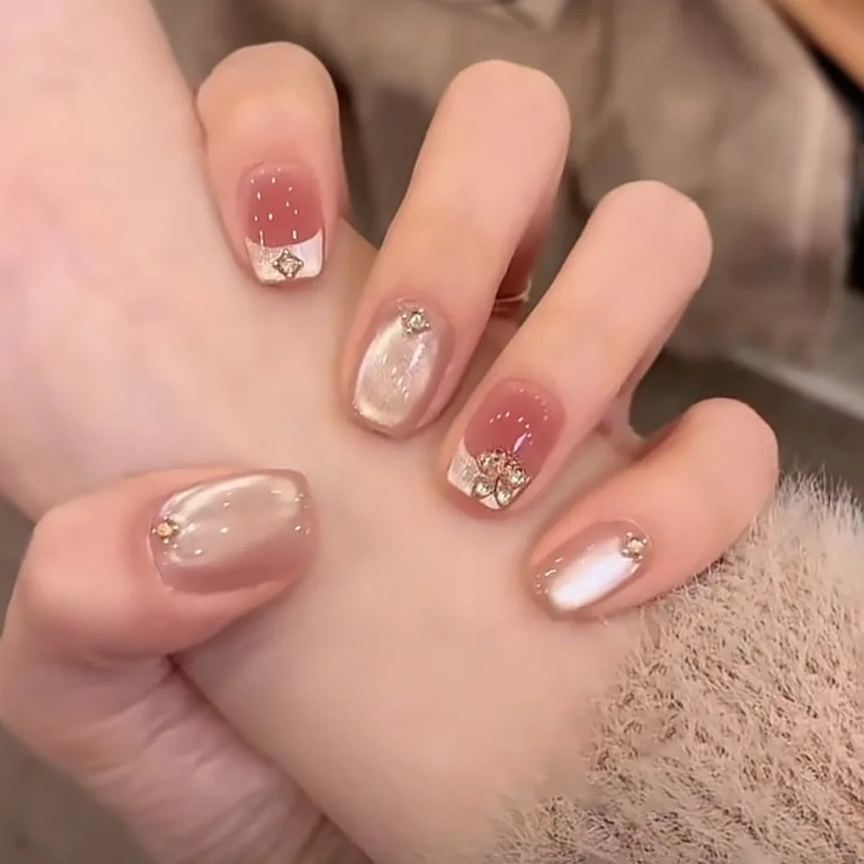 24 puntas de uñas postizas de presión, degradado rosa, cobertura completa, con lazo blanco y brillantina, almendra, patrón de cuadrícula, usables 5