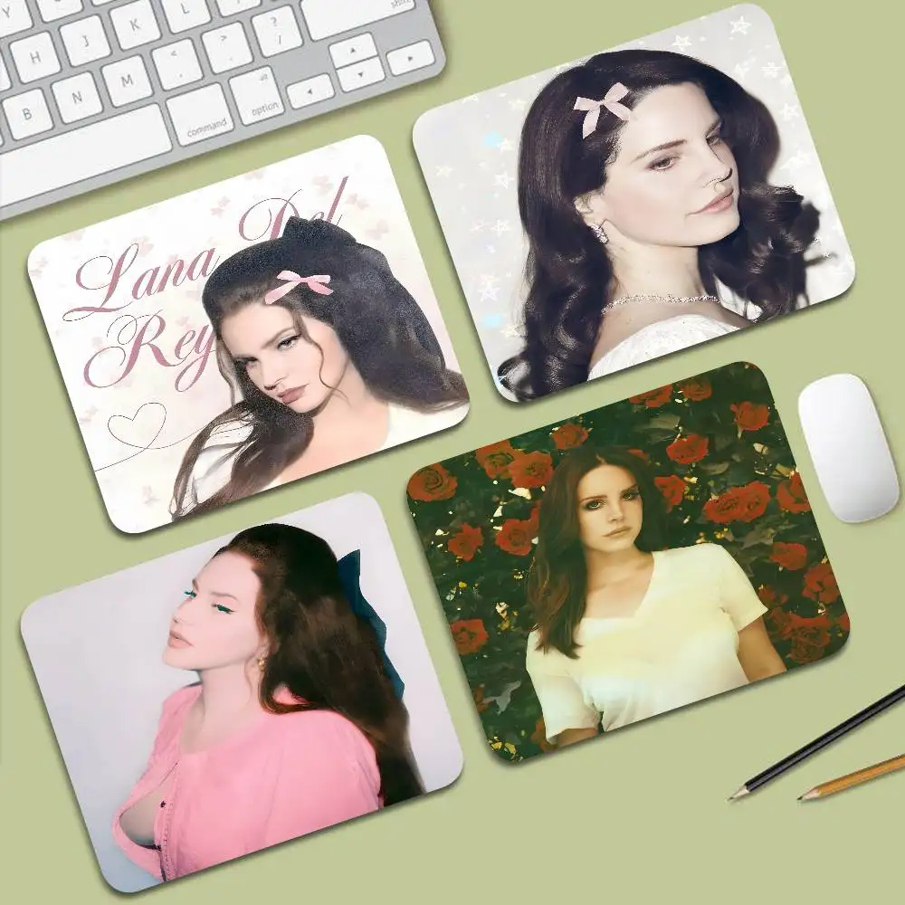 Game Peripheral Rubber Mouse Pad Animation Two-dimensional Office Desktop Mat E-sports Game Black And Pink Lana Del Rey
