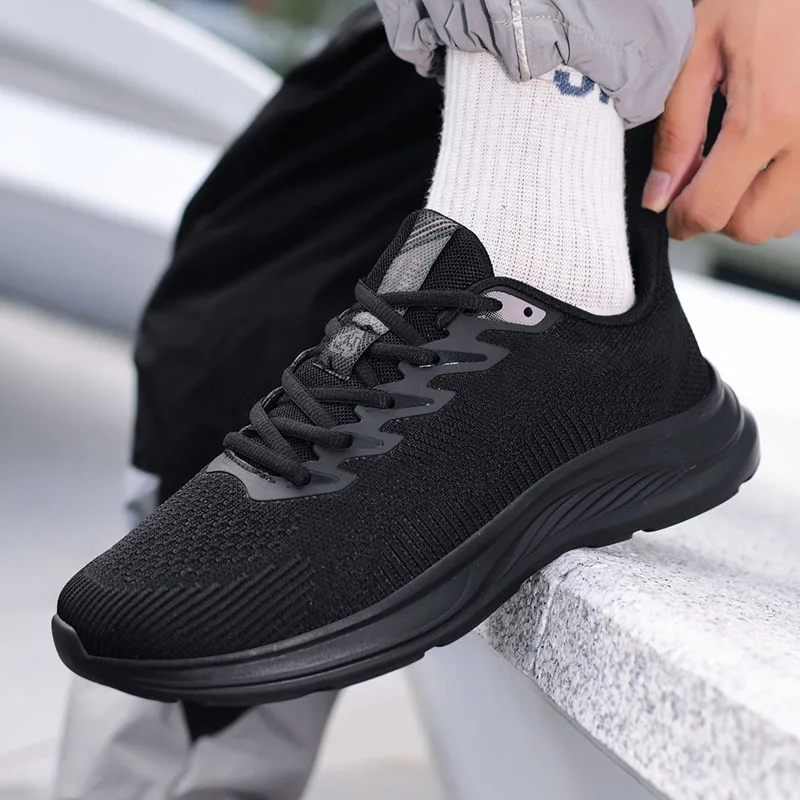 

New Lightweight Men's Running Shoes Mesh Breathable Women Casual Sneakers Non-slip Outdoor Athletic Gym Sports Shoes for Couple