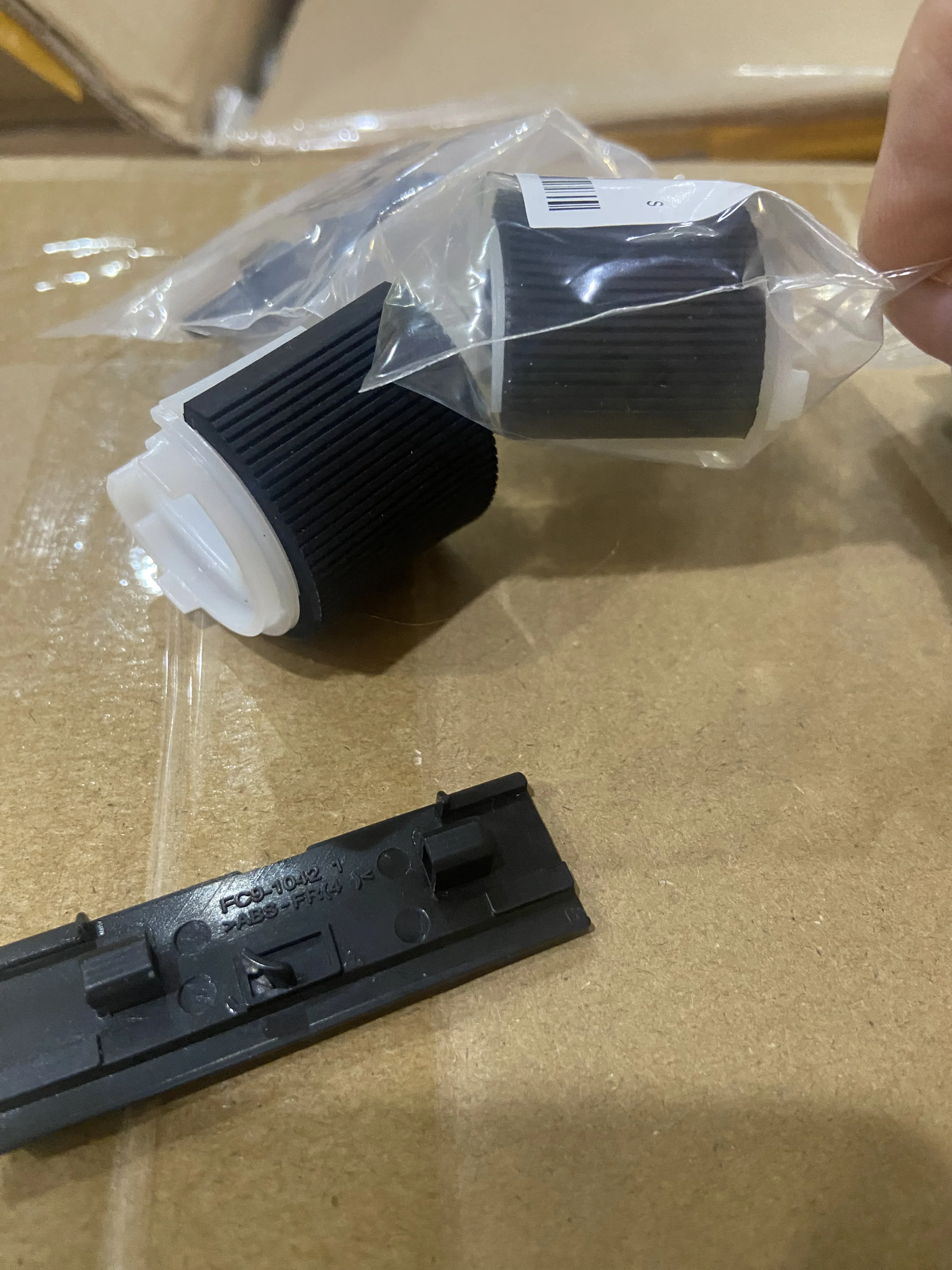 

10PC FL3-1352-000 For Canon IR 2002 2002G 2202 2204N 2206i 2206AD 2525 2520 2530 2535 2545 Pickup Roller Printer Copier