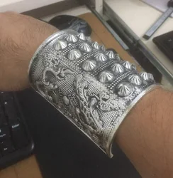 A pc Handcrafted Superb Jewelry Flower Carved Tibetan Miao Bracelet Bangle Height 9.2cm Internal Diameter Can Adjusted