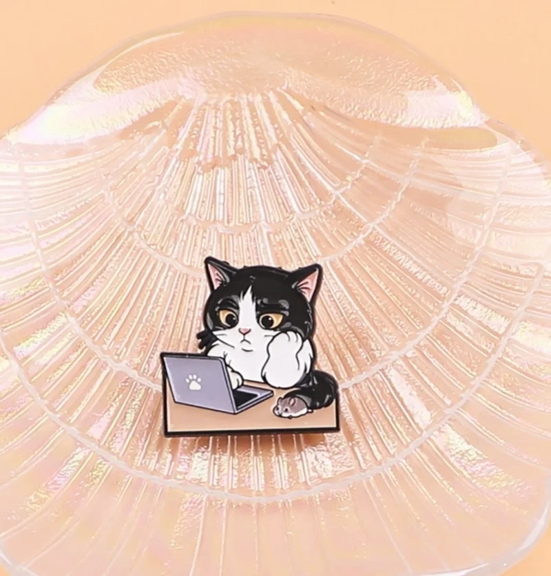 Cute Cat Enamel Pin Lapel Pin Cartoon Mouse Brooches For Women Clothing Decoration Metal Pins Backpack Hat Badge Accessories