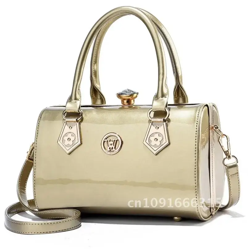 2023 Luxury Patent Leather Women'S Bags Europe Diamond Ladies Handbags Bright Shoulder Bag Famous Brand Ladies Wedding Party Bag