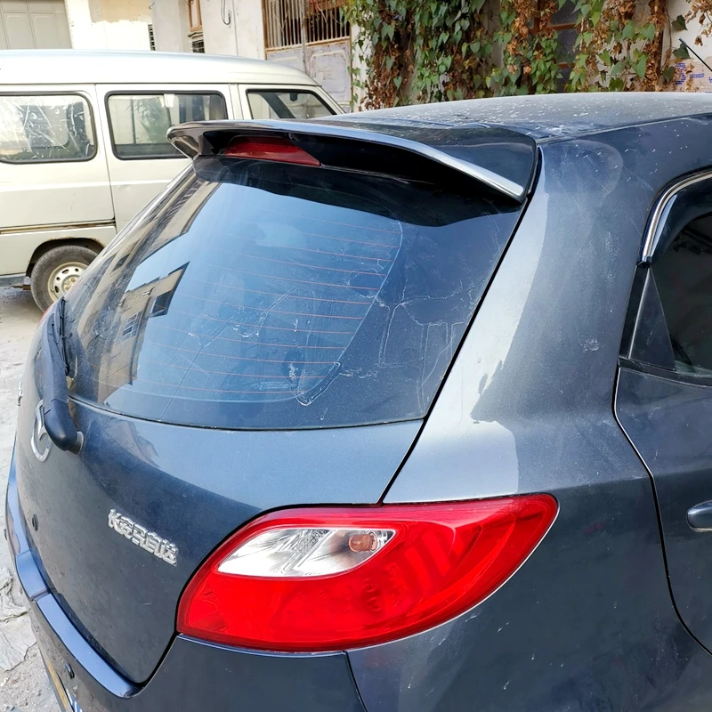 Für Mazda 2 Dach Spoiler 2007 2008 2009 2010 2011 2012 2013 Hohe Qualität ABS Material Auto Hinten Flügel Primer farbe Heckspoiler