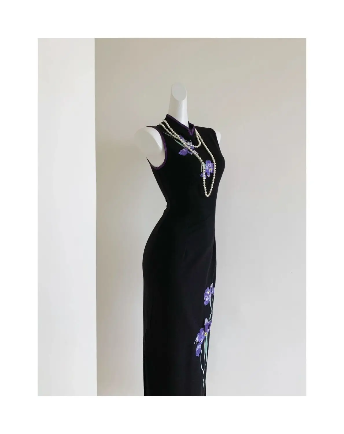 2025年伝統的な中国風紫刺繍レトロスリムノースリーブチャイナドレスエレガントロング女性レトロ旗袍ドレス