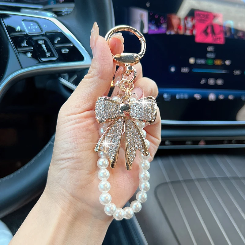 Diamond-inlaid Pearl Bow Car Keychain Pendant Women's Key Ring Creative Gift