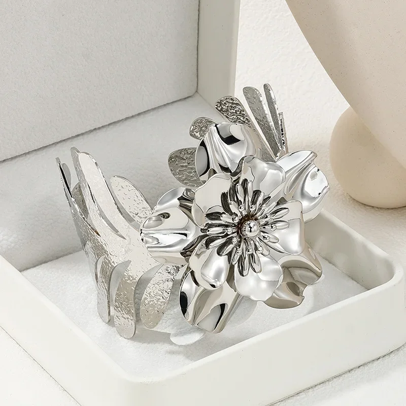 Personalized Leaf Ring Flower Metal Open Bracelet For Women Party Holiday Gift Fashion Jewelry AB019