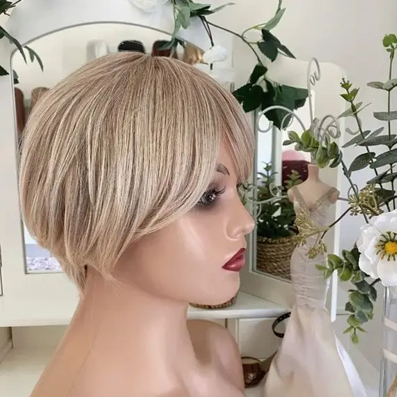 Short Bob With Bangs High Quality Synthetic Lace Front Wigs Ombre Ash Platinum Blonde Colored Highlight HD Lace Front Wig 8 Inch