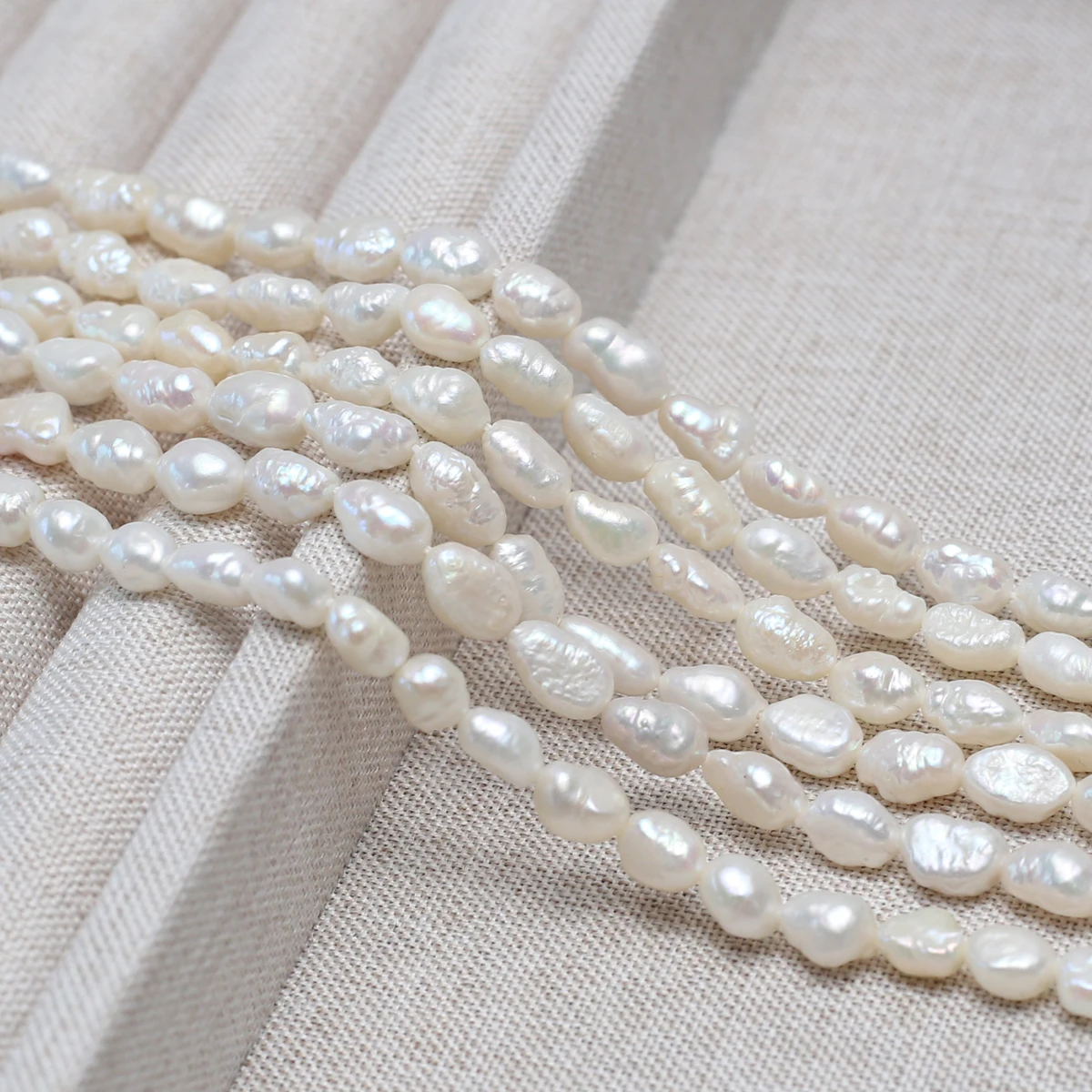 5-6mm White Irregularly Shaped Natural Freshwater Pearl Semi-Finished Beads for Jewelry Making DIY Necklace Bracelet Accessories