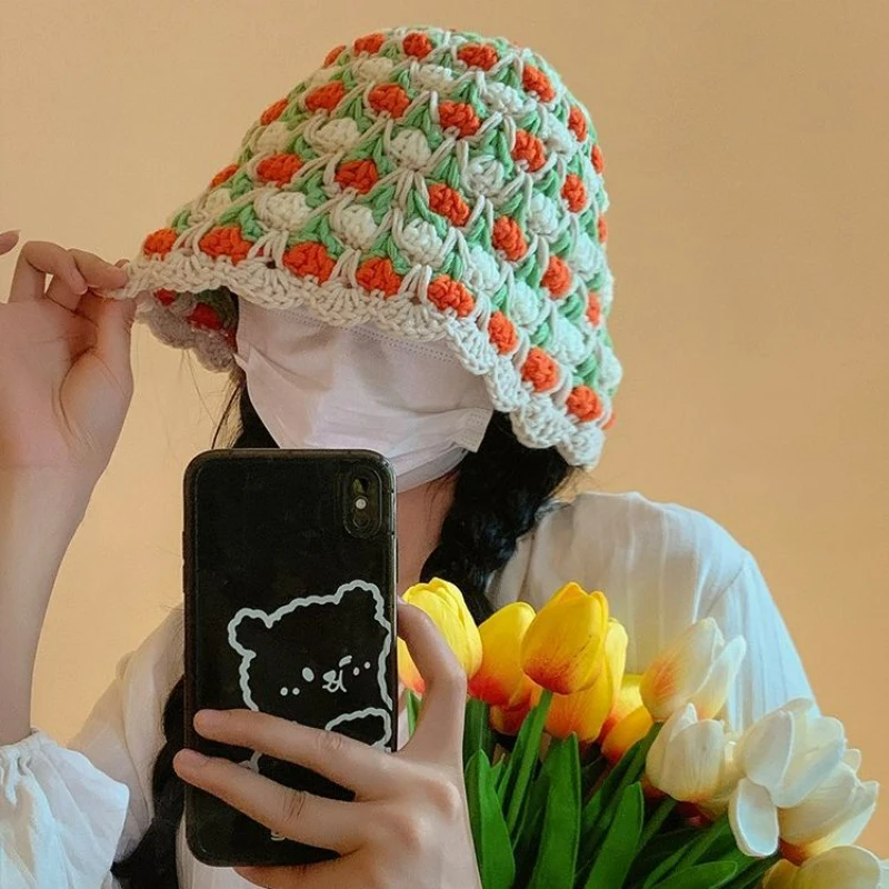 

Sweet and lovely tulip flower fisherman hat all hand woven women's thick knit woolen hat fashion warm wintertime hat