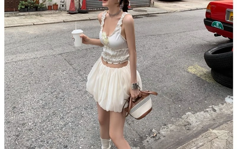 

2025 Korean Fashion Hot Design Pleated Mini Skirt Women Summer Low Waist Fluffy A Line Skirt