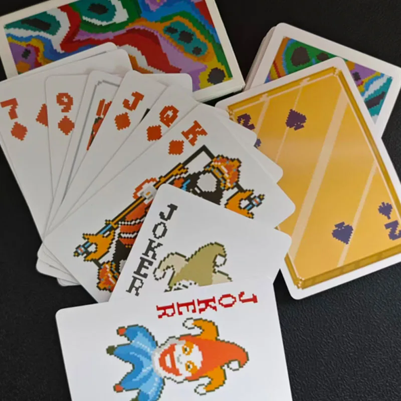 

Классический набор покерных карт — незаменимая игра для вечеринок для собраний, настольных игр и праздничных развлечений, прочные и портативные игральные карты