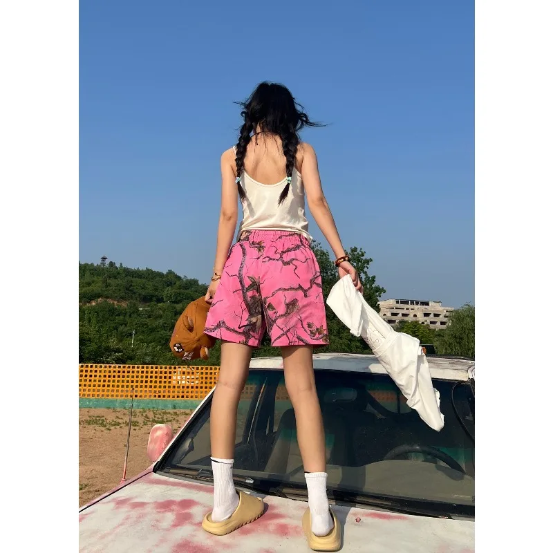 

New American Retro Tree Branch Graffiti 3D Printed Casual Shorts for Both Men and Women in Summer, Loose and Quick Drying Shorts